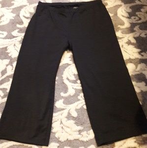 Black yoga Capri pants